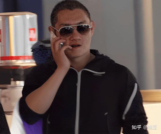 56岁张敏近照暴瘦引担忧,曾被大佬独宠9年,如今破产隐退风光不再 - 知乎
