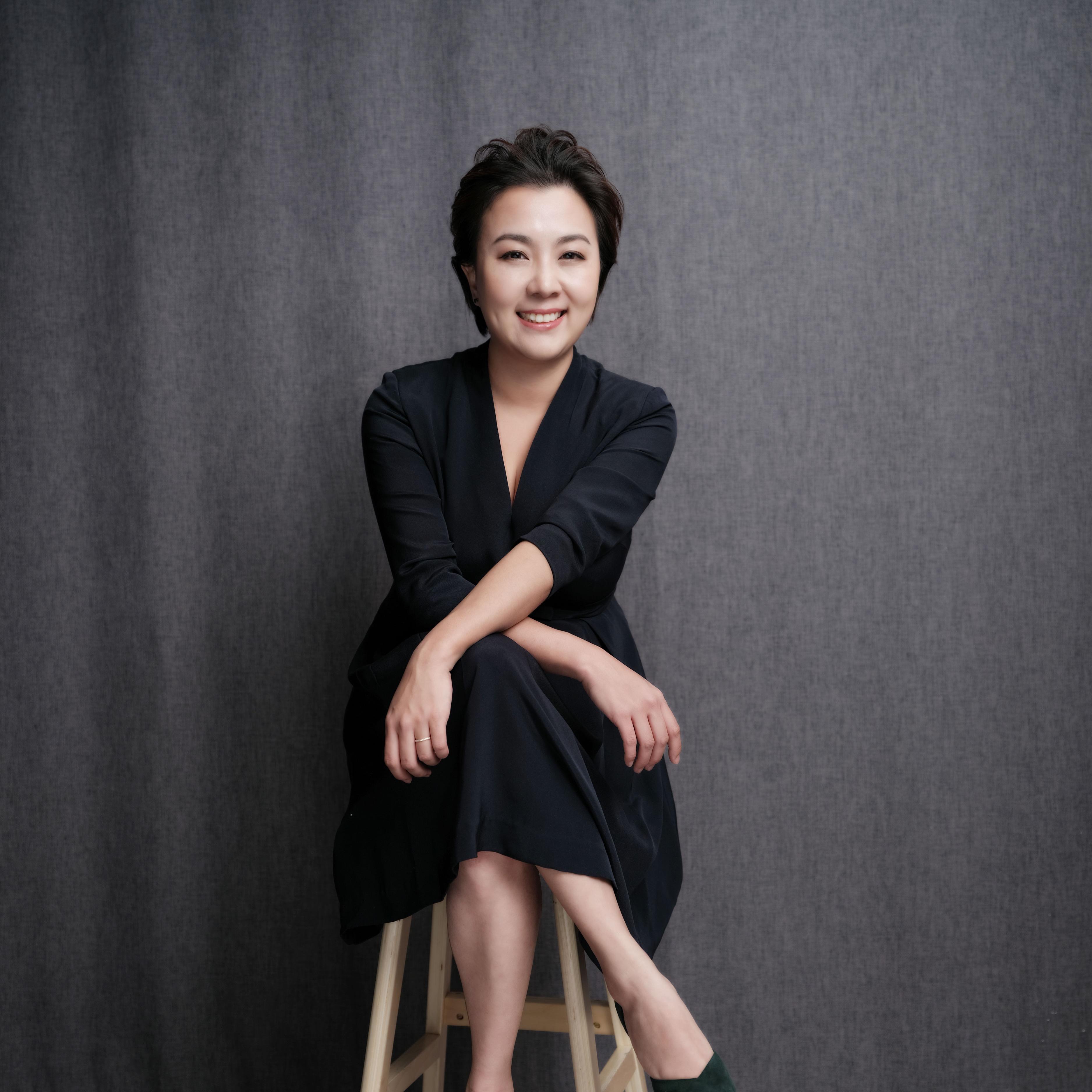 即将收官,在决赛来临之际,本期圆桌我们邀请到了节目主创马东,牟頔