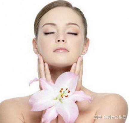 皮肤保湿补水用什么最好 v2-f738c0ce8997314e0952b0771a2bae9c_r.jpg