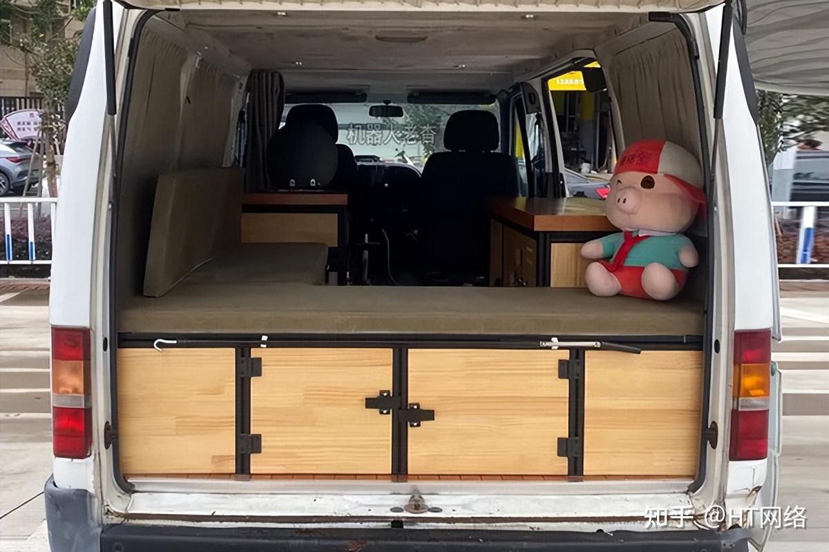 打造简洁房车样板福特全顺改装露营车小轻客设计旅居车自驾游