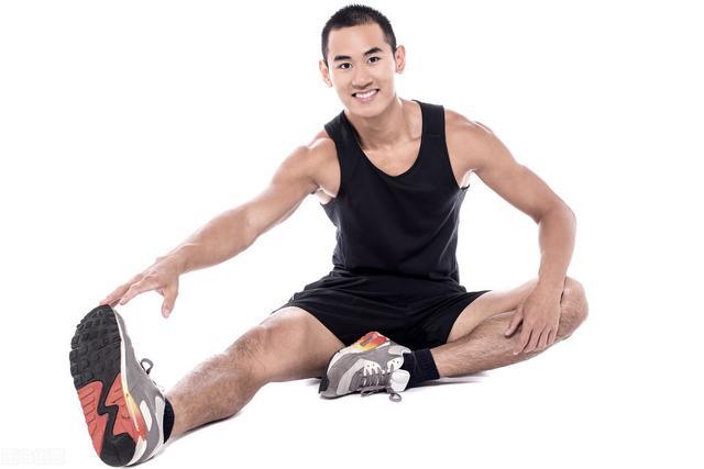 内家拳中的伸筋拔骨练法是什么?典传筋骨体系广州站