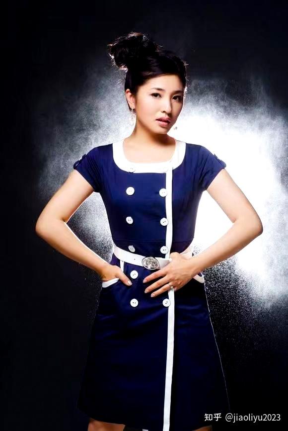 【王秋馥文化】黑龙江电视台美女主持人万圣节照片 知乎
