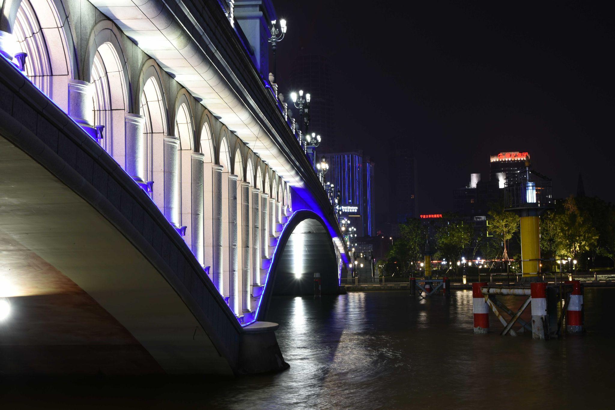 宁波三江口夜景