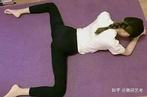 横叉怎么快速下去 横叉一字马怎么练正确姿势(附图) - 知乎