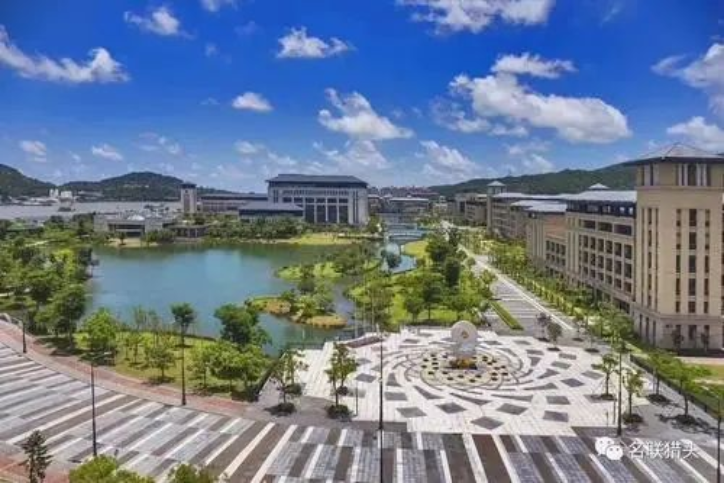 v2-f7d699c8aff0b6f6e3e7158269fcc480_1440w.jpg?source=172ae18b
