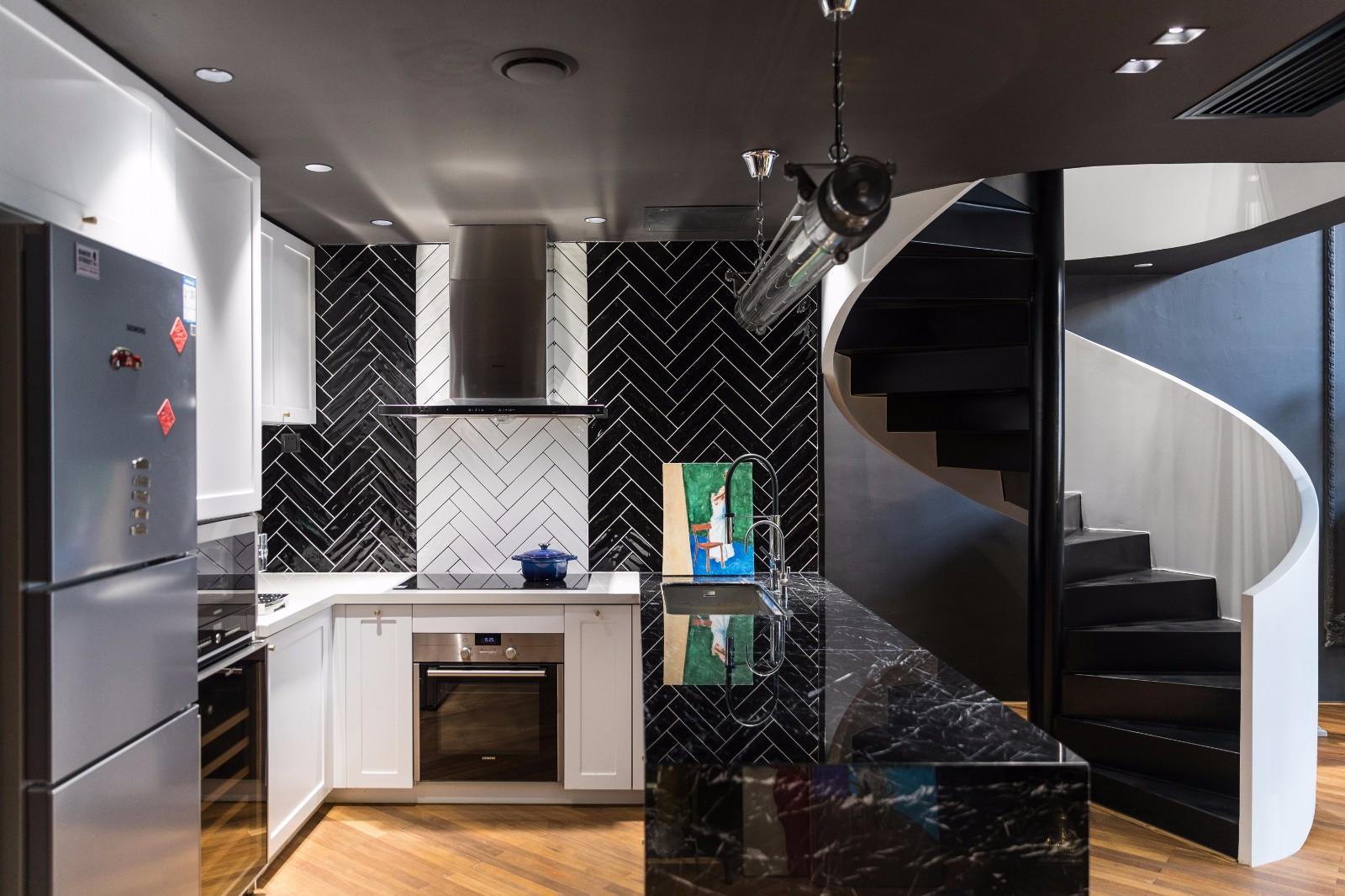 沈阳装修过大东区国瑞城的装修公司z小loft装修技巧有哪些小loft装修