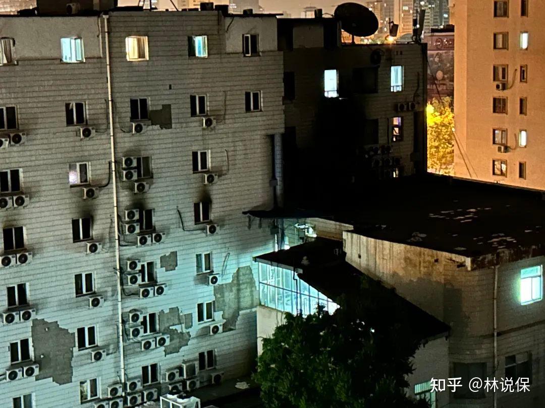 北京长峰医院火灾事故已致29人死亡，通报会现场为遇难者默哀_凤凰网视频_凤凰网