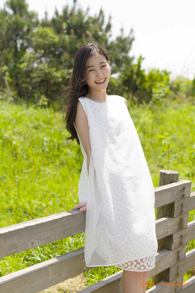木村拓哉女儿山口麻友14岁清纯写真