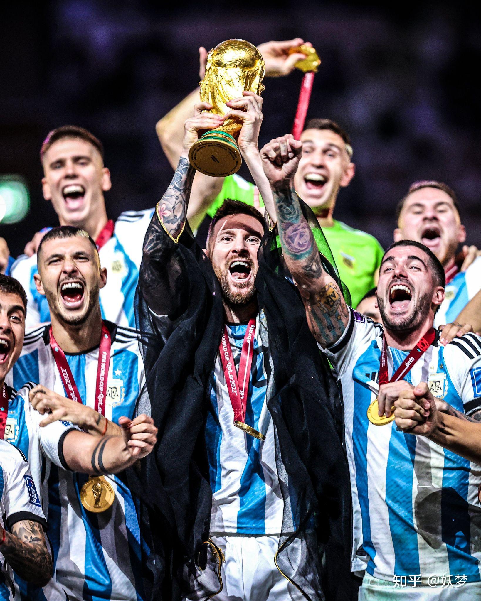 2022年卡塔尔世界杯决赛阿根廷点球大战击败法国夺冠如何评价本场比赛