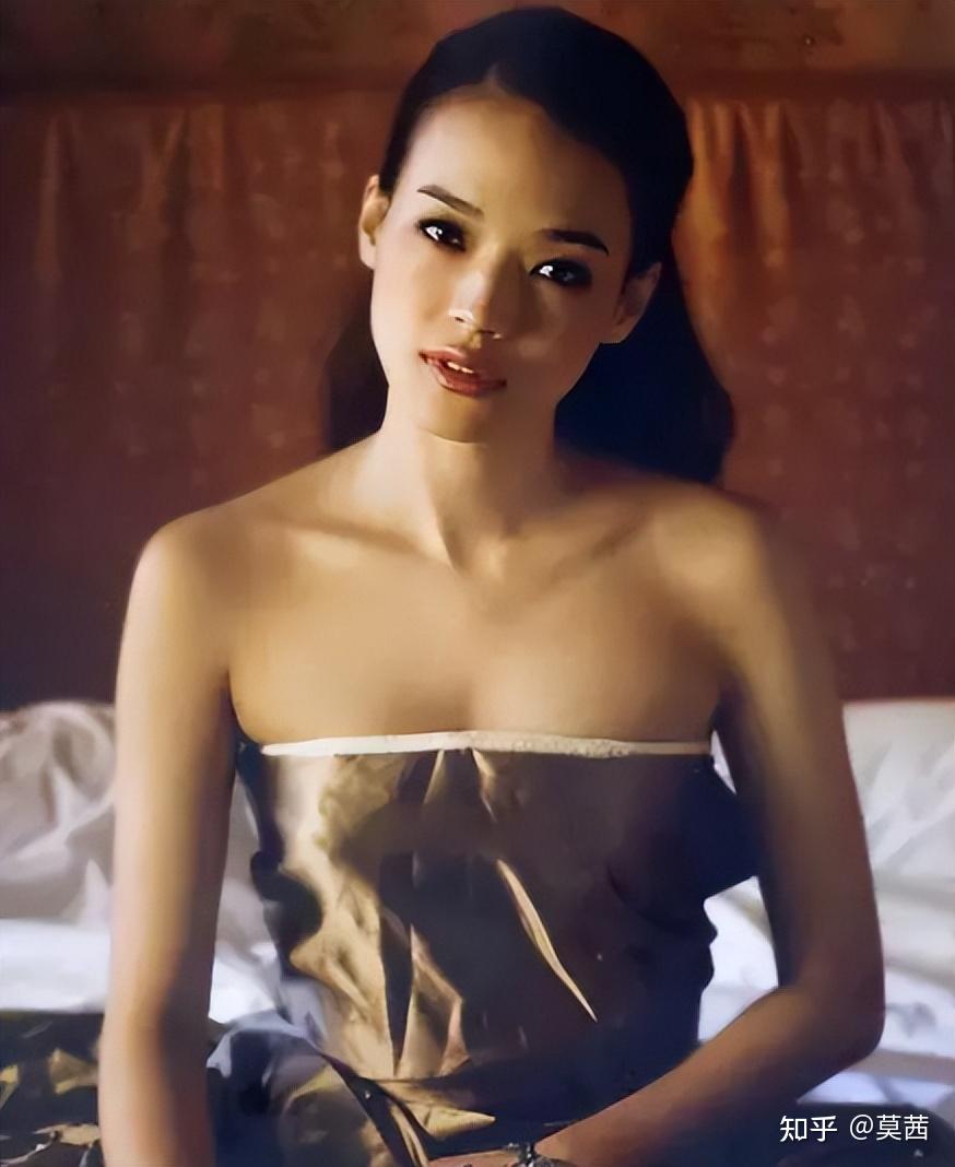 三级片出身的舒淇,照片真的太性感!身材让人看了流口水!