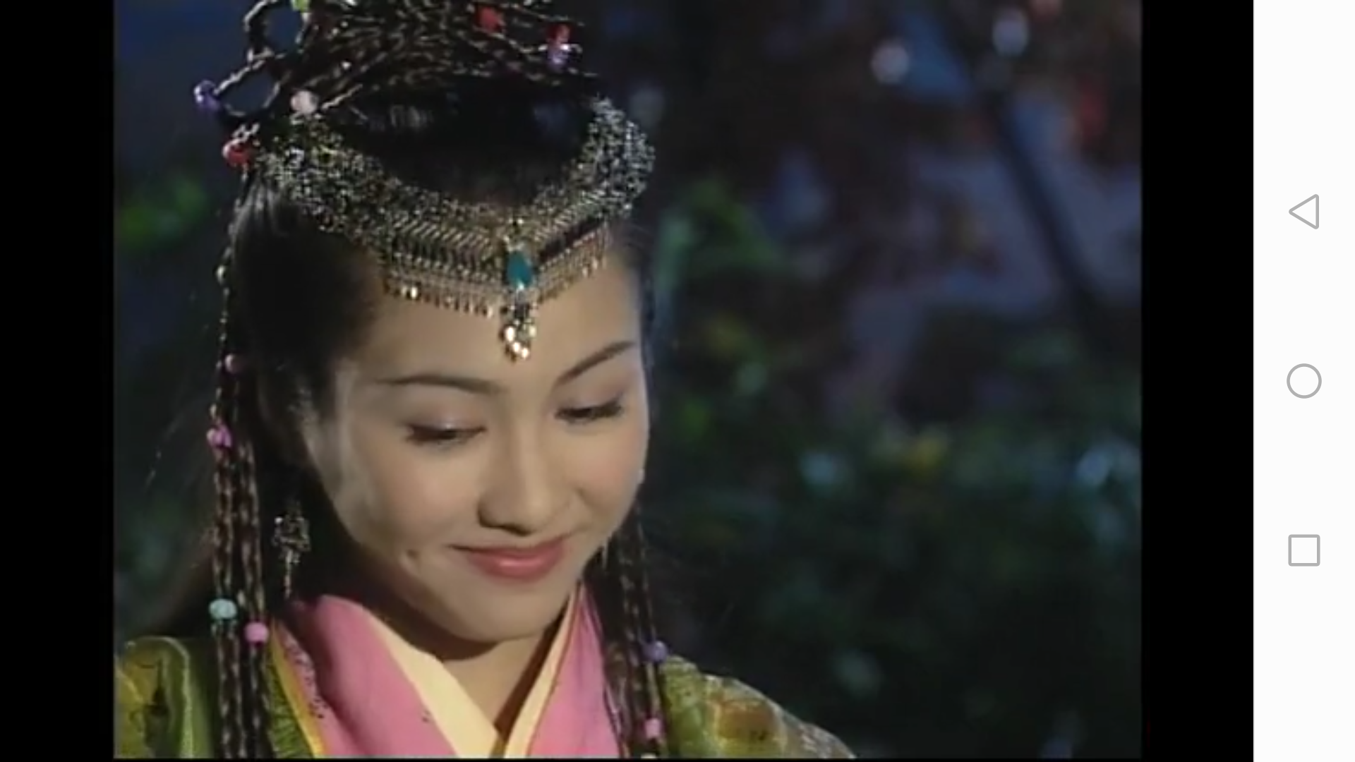 怎样评价黎姿的赵敏和贾静雯的赵敏