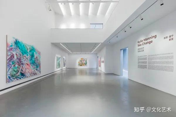 X美术馆冬季三展齐开,以流动的艺术为冬日画入色彩 - 知乎