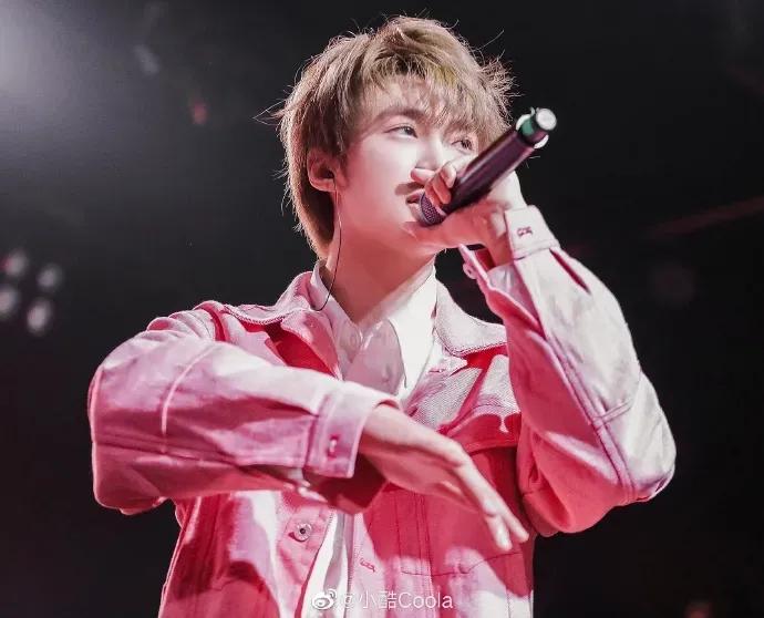 哪位男rapper是你心中的颜值天花板？ - 知乎