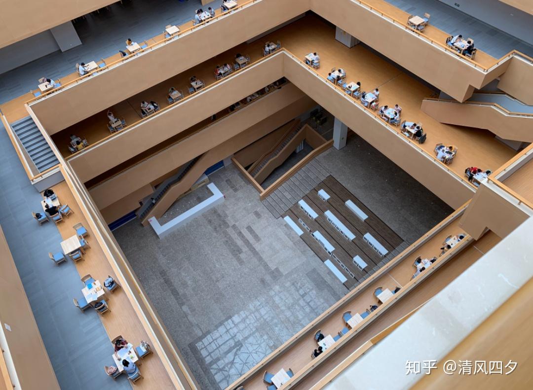 成都大学新建图书馆到底有多美