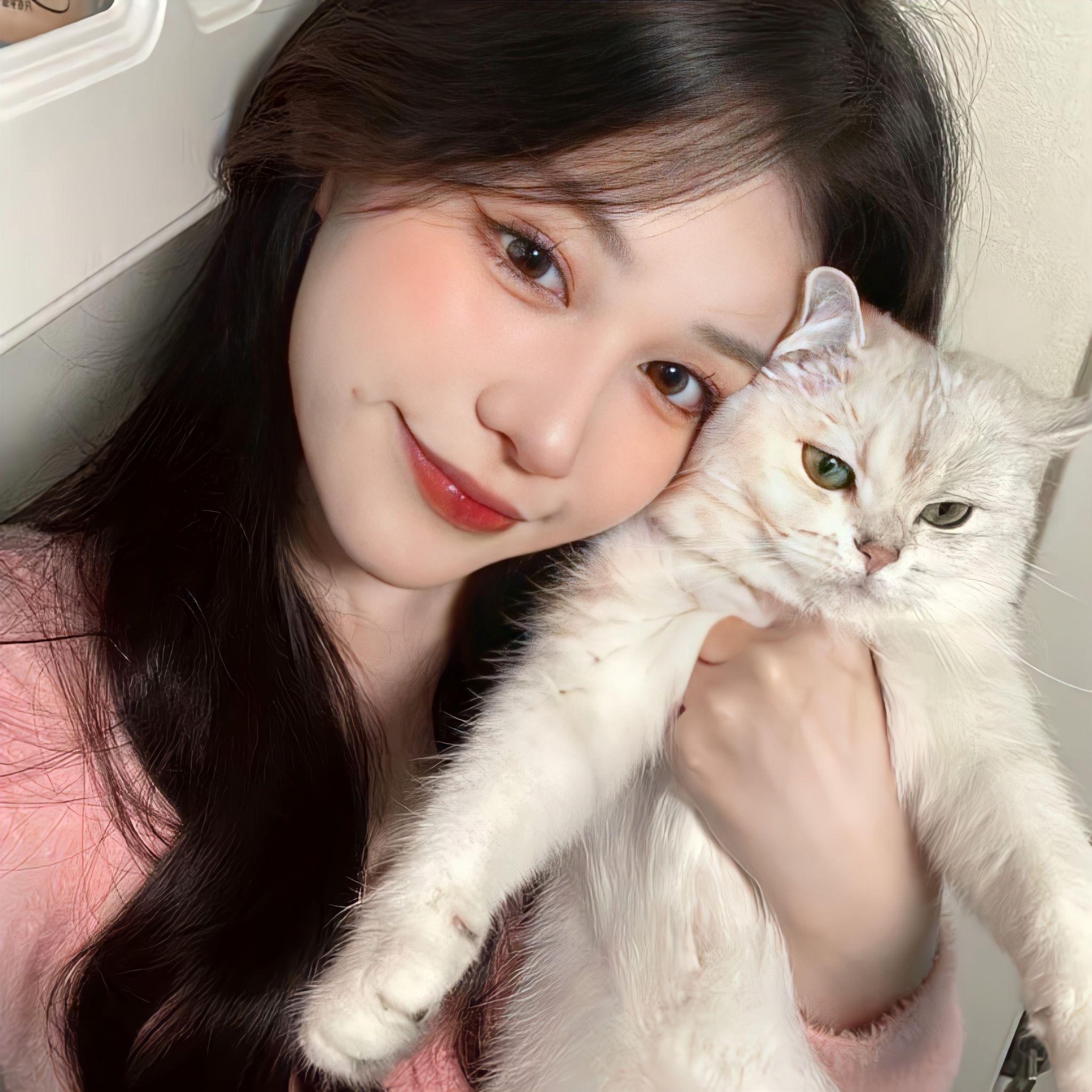 有哪些好看又不俗的头像? - 知乎