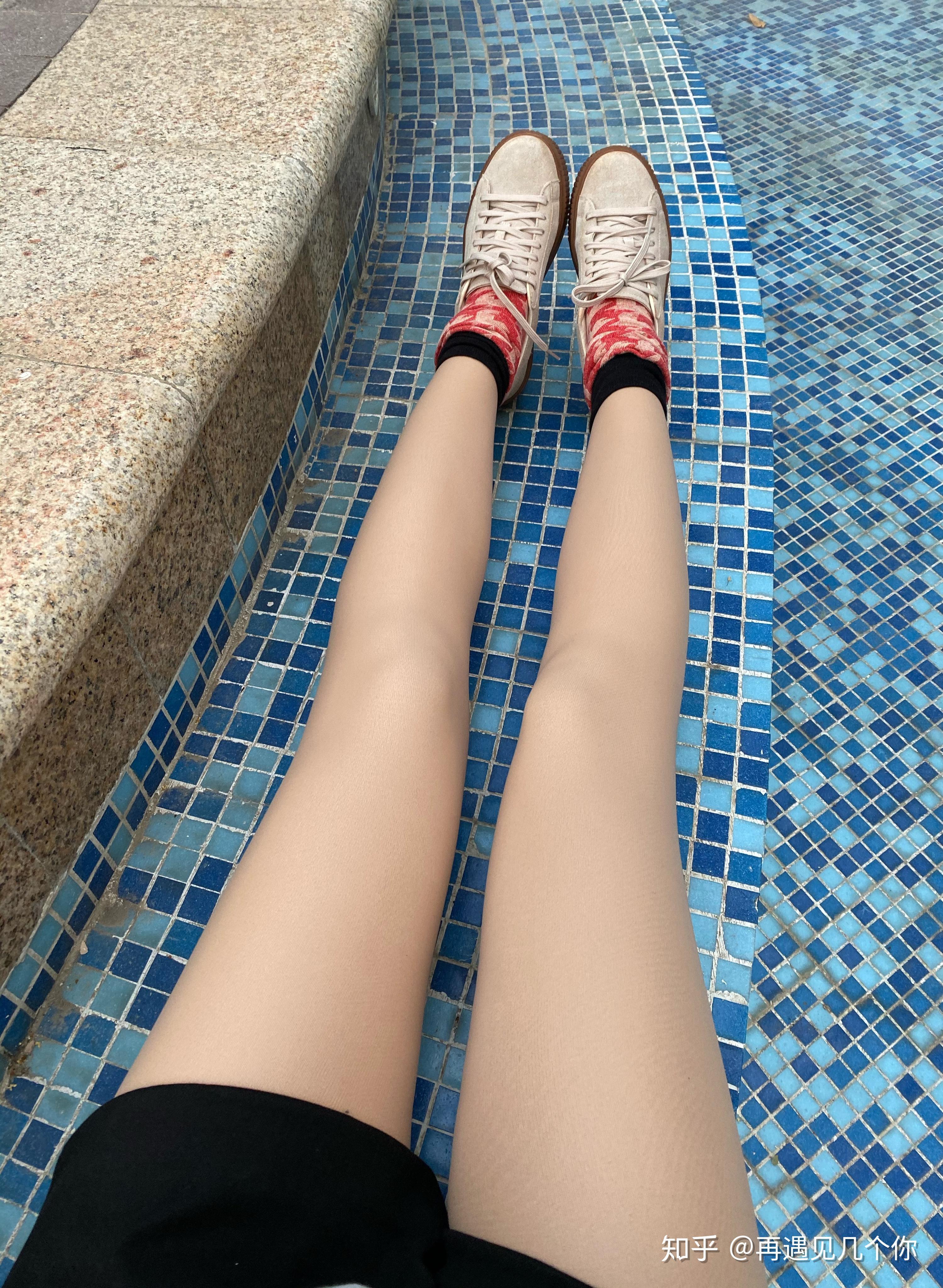 求一款适合东北的冬天穿的光腿神器,肤色属于自然白.