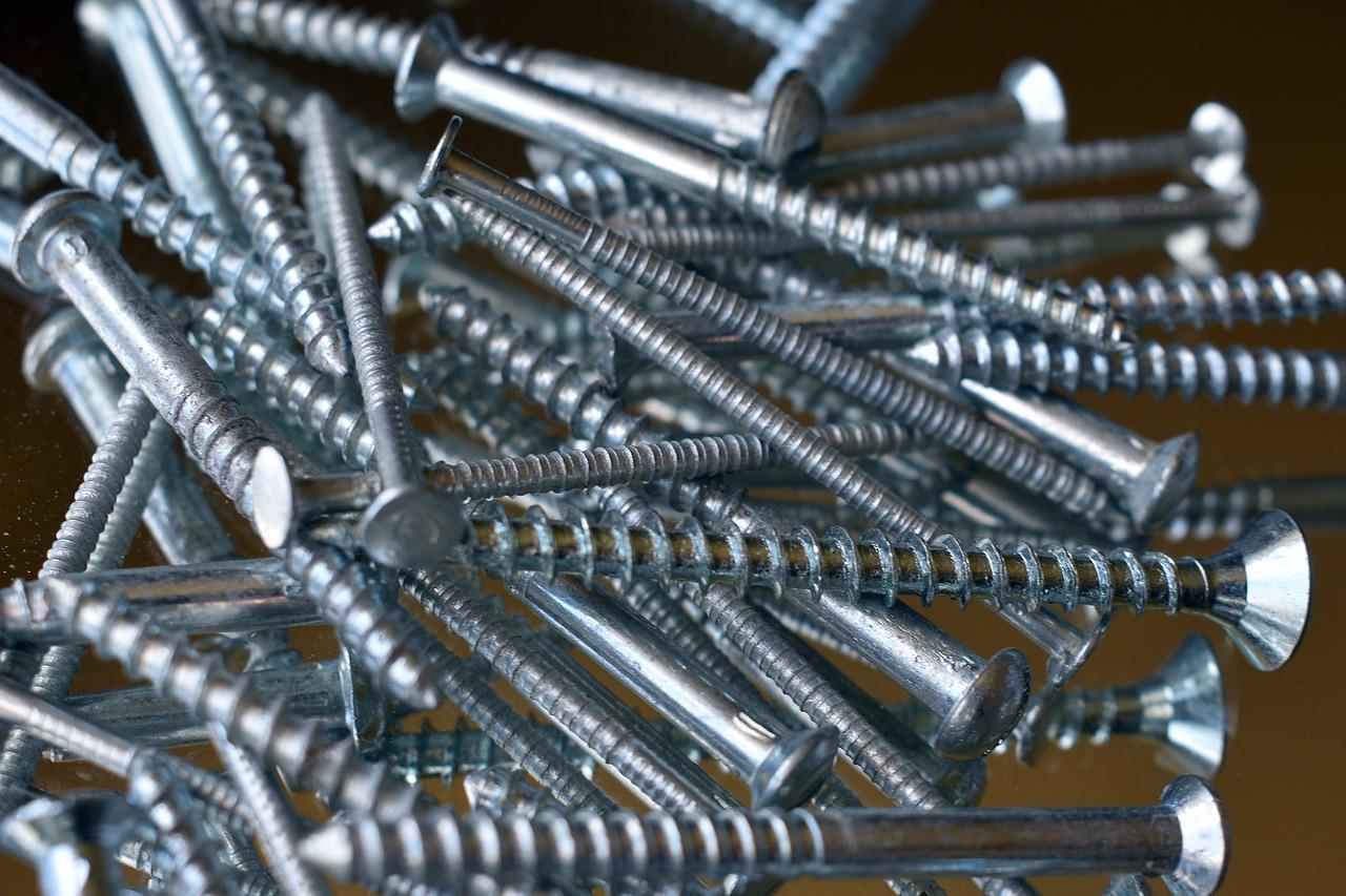 手机螺丝滑丝怎么弄