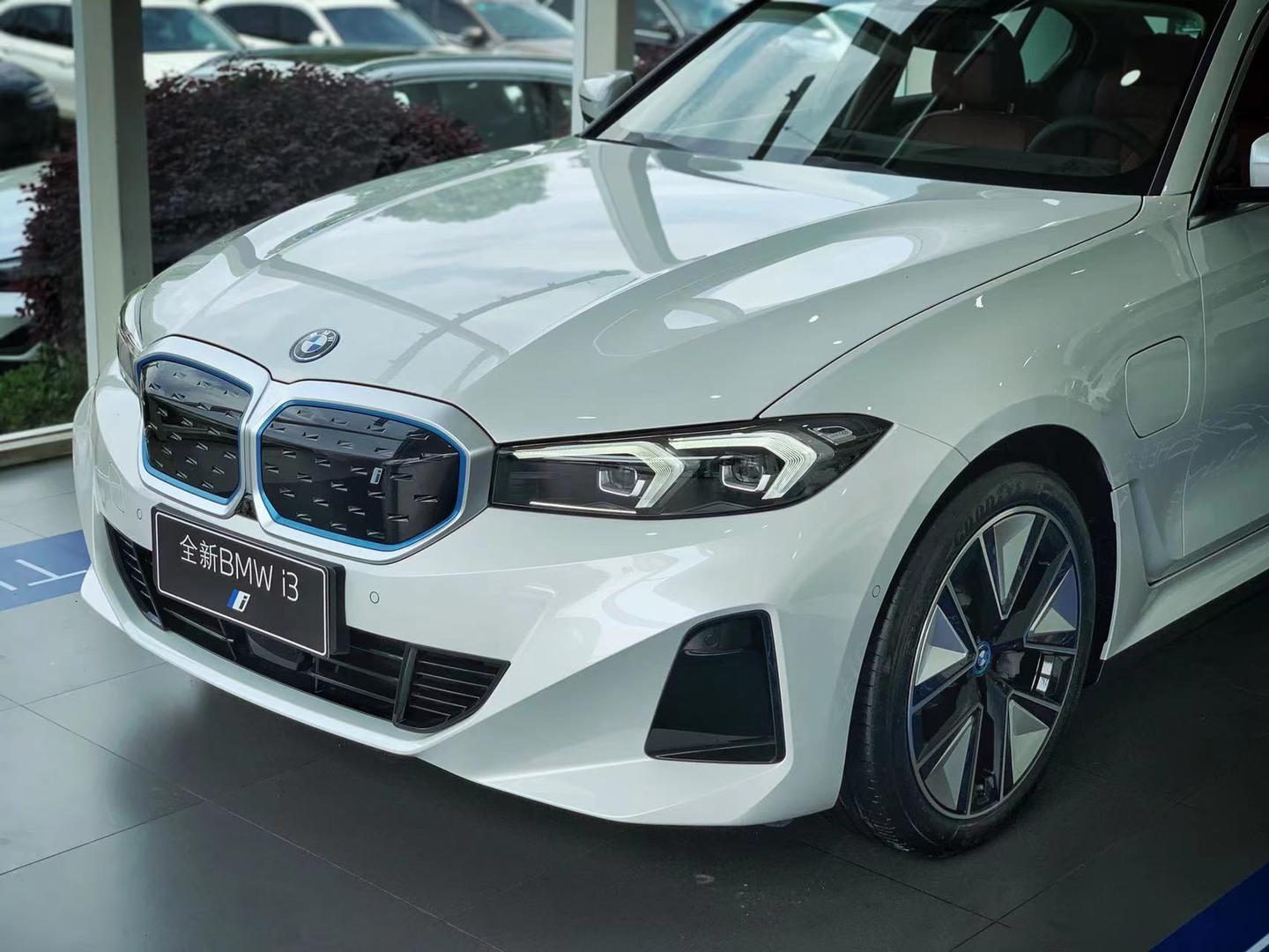 电动车也可以有纯粹的驾驶乐趣宝马i3只做加法