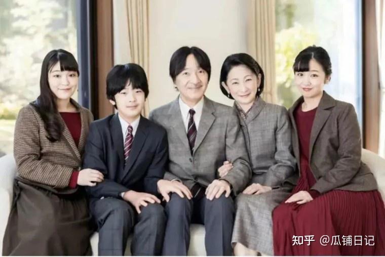 从“灰姑娘”到“笑面狐狸”:秋筱宫纪子妃的宫闱三十年 - 知乎