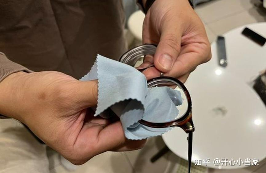 超声波清洗机洗眼镜是智商税吗?超声波清洗机如何避雷?