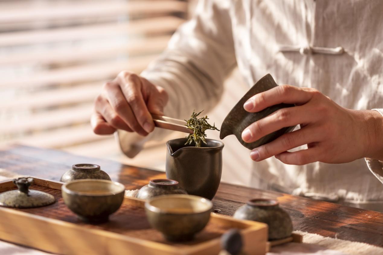 慢品时光静品茶的意境,闲煮时光慢品茶,茶与秋的感悟_大山谷图库
