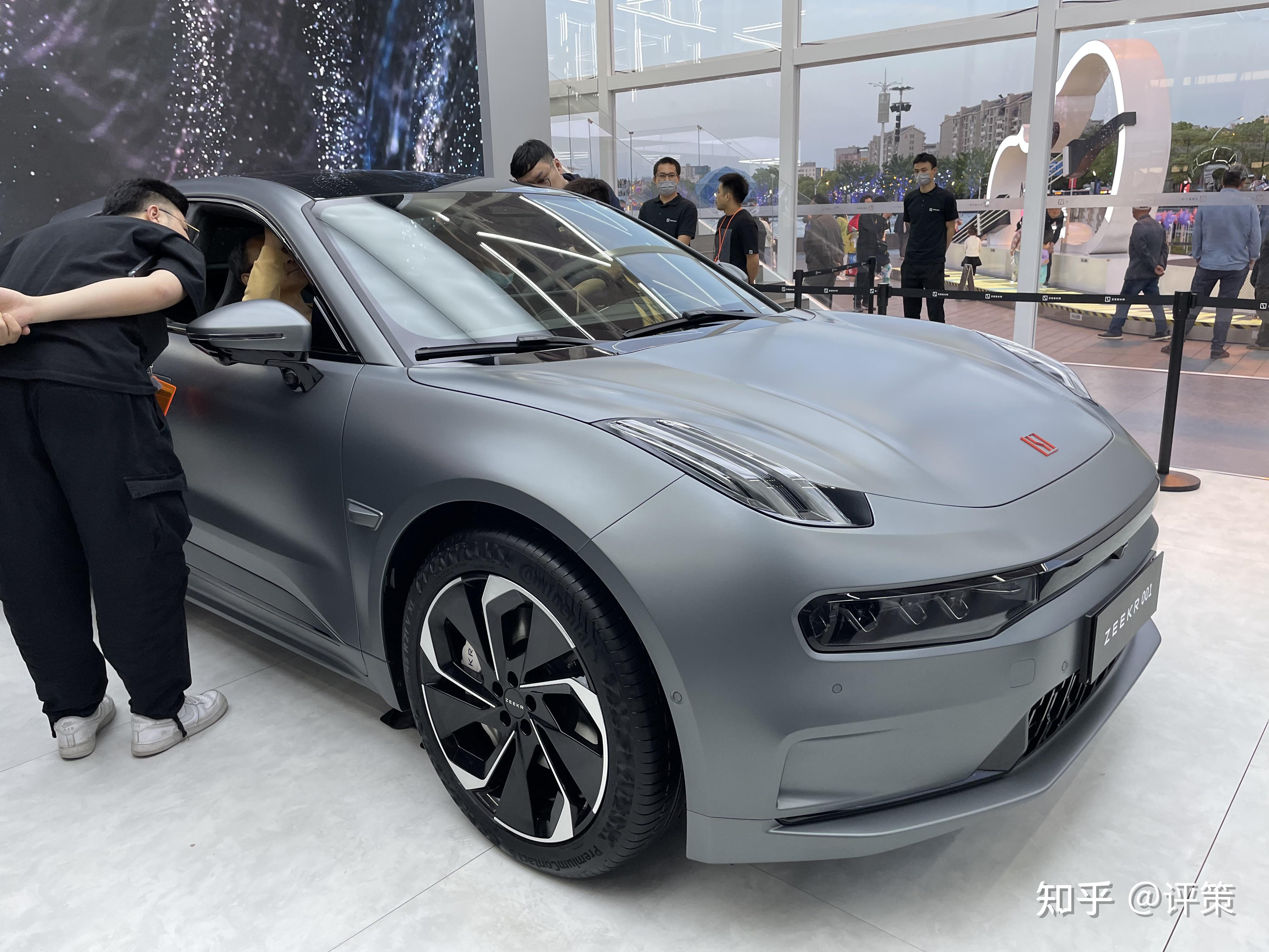 3根据极氪001汽车机的计算,每小时可补充457公里的电池寿命填满需要1