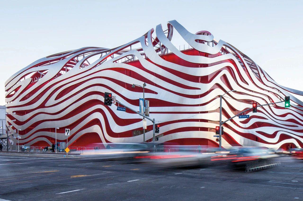 全球最大汽车博物馆彼得森汽车博物馆百年经典超跑回顾