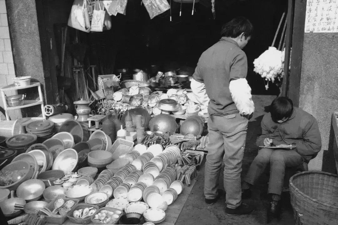 以前的铁锅还会有毒从90年代开始中国铁锅市场变坏了
