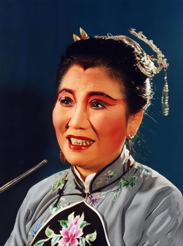 "小品女王"赵丽蓉:穿衣打扮接地气,微胖有皱纹照样时髦美丽 - 知乎