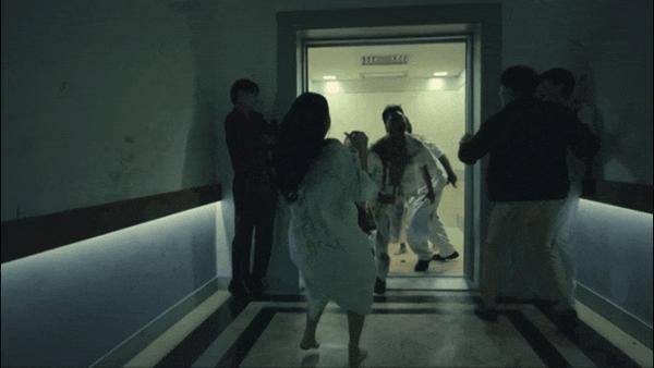 《尸杀泰拳》末日动作爽片,泰拳捶丧尸!