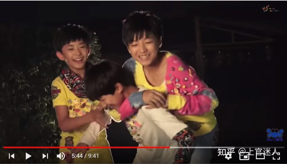 一些自己的元素bgm,求同存异地和王源一起嗨,还挺和谐的step2易烊千玺