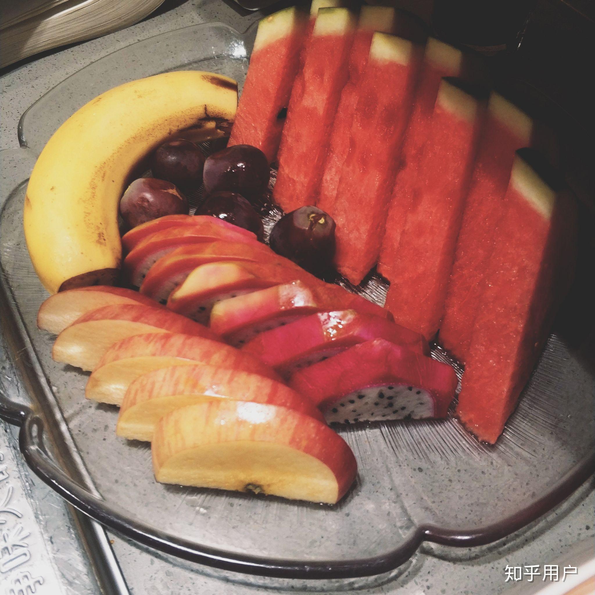 一个人去吃海底捞最合算的吃法是什么样的?