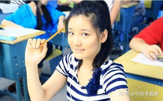 高考最可惜的人才:河南14岁女孩以750分考入清华,后留居美国