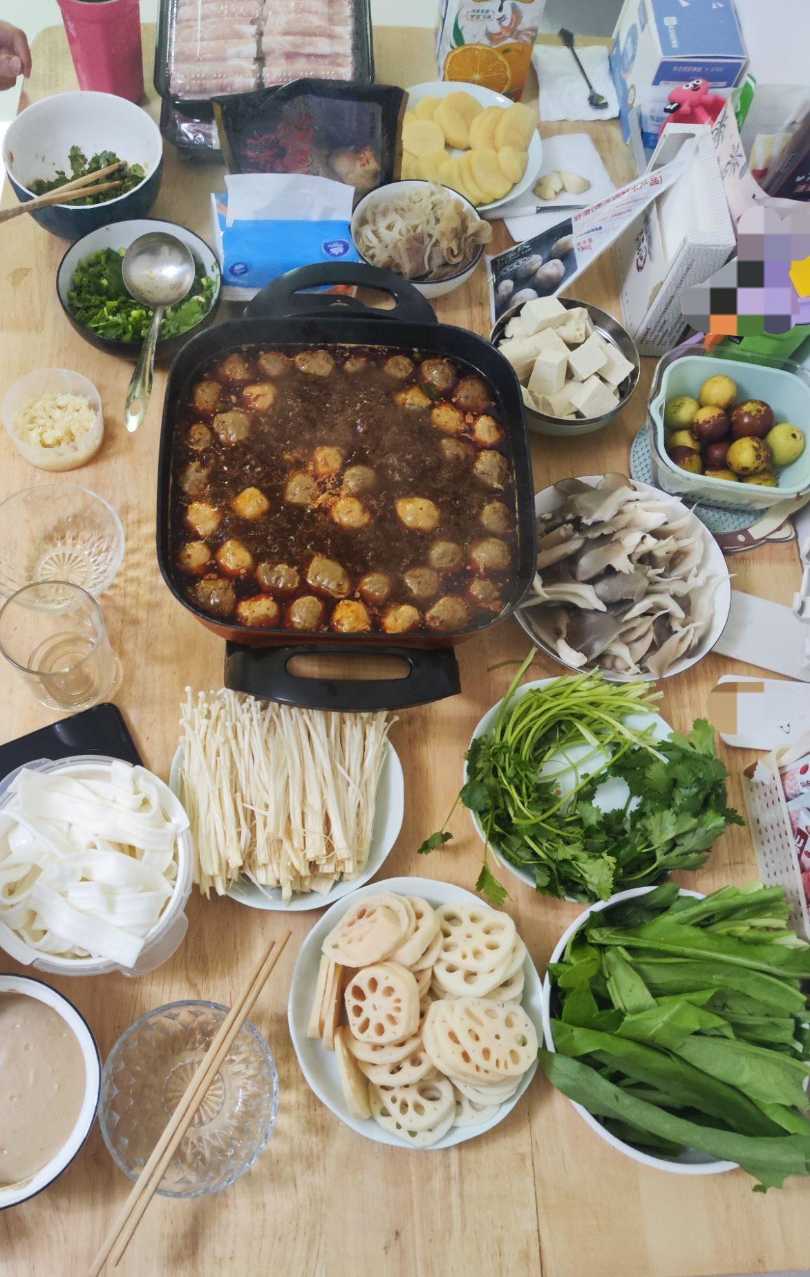 在家里吃火锅需要准备哪些食材? - 知乎