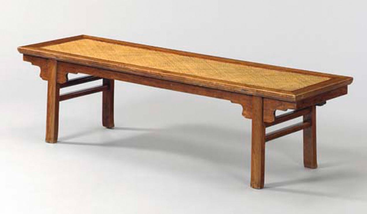 2003年十万美金黄花梨春凳刚拍出375万港元