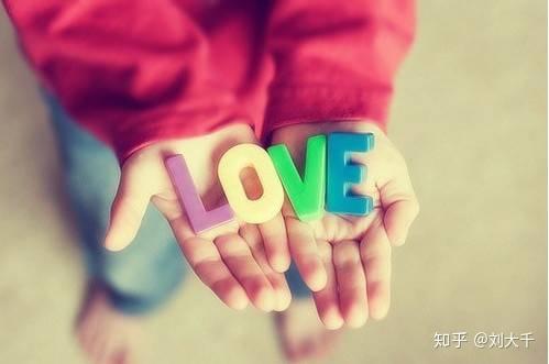 孩子在内心中呐喊:"你们爱的是我还是我的作业?