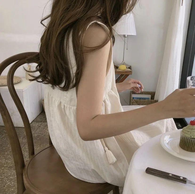 有没有比较好看的微信头像推荐女生性格内向文静