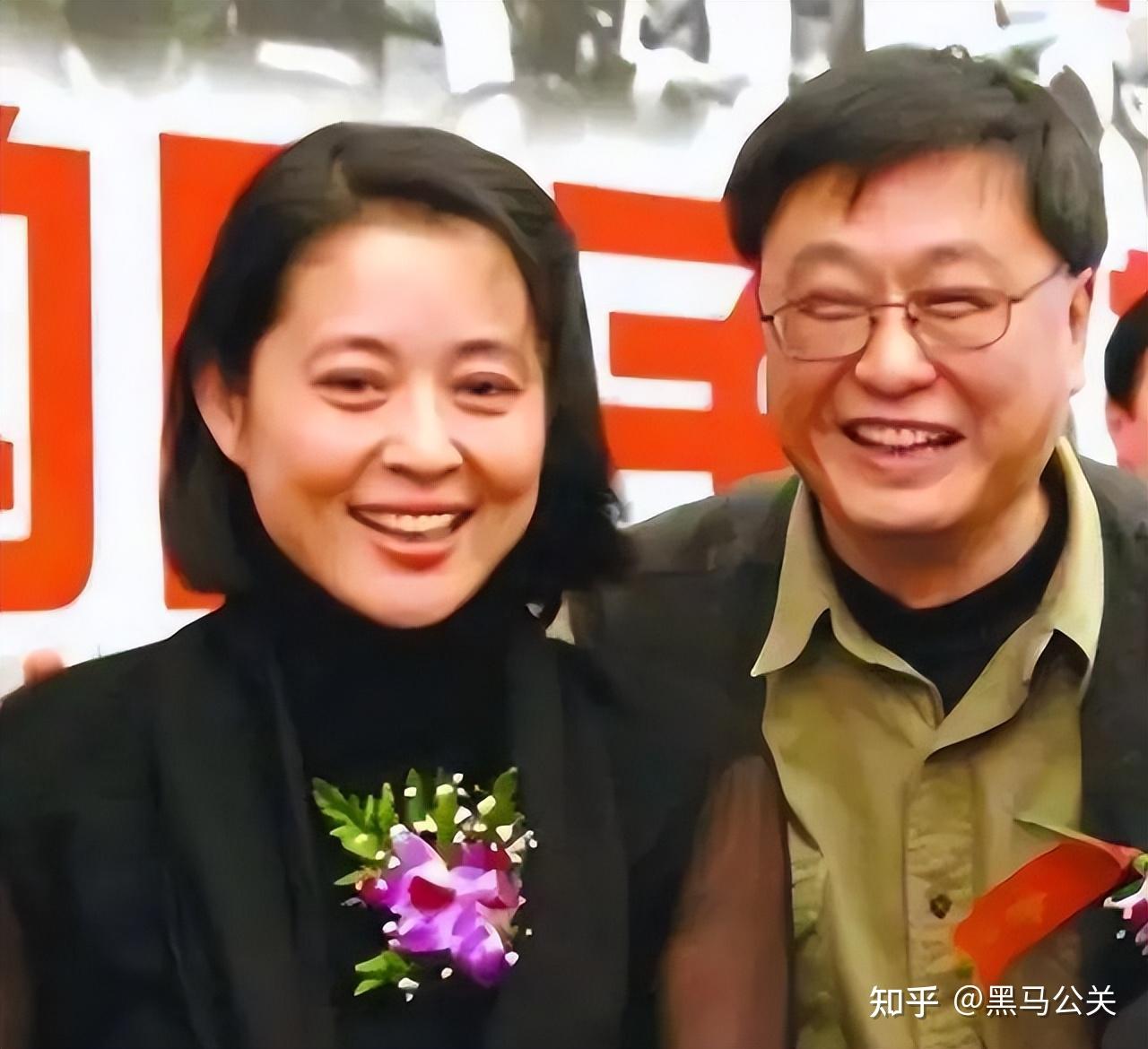 王文澜与倪萍离婚弃生病儿子被骂18年如今70岁一人生活