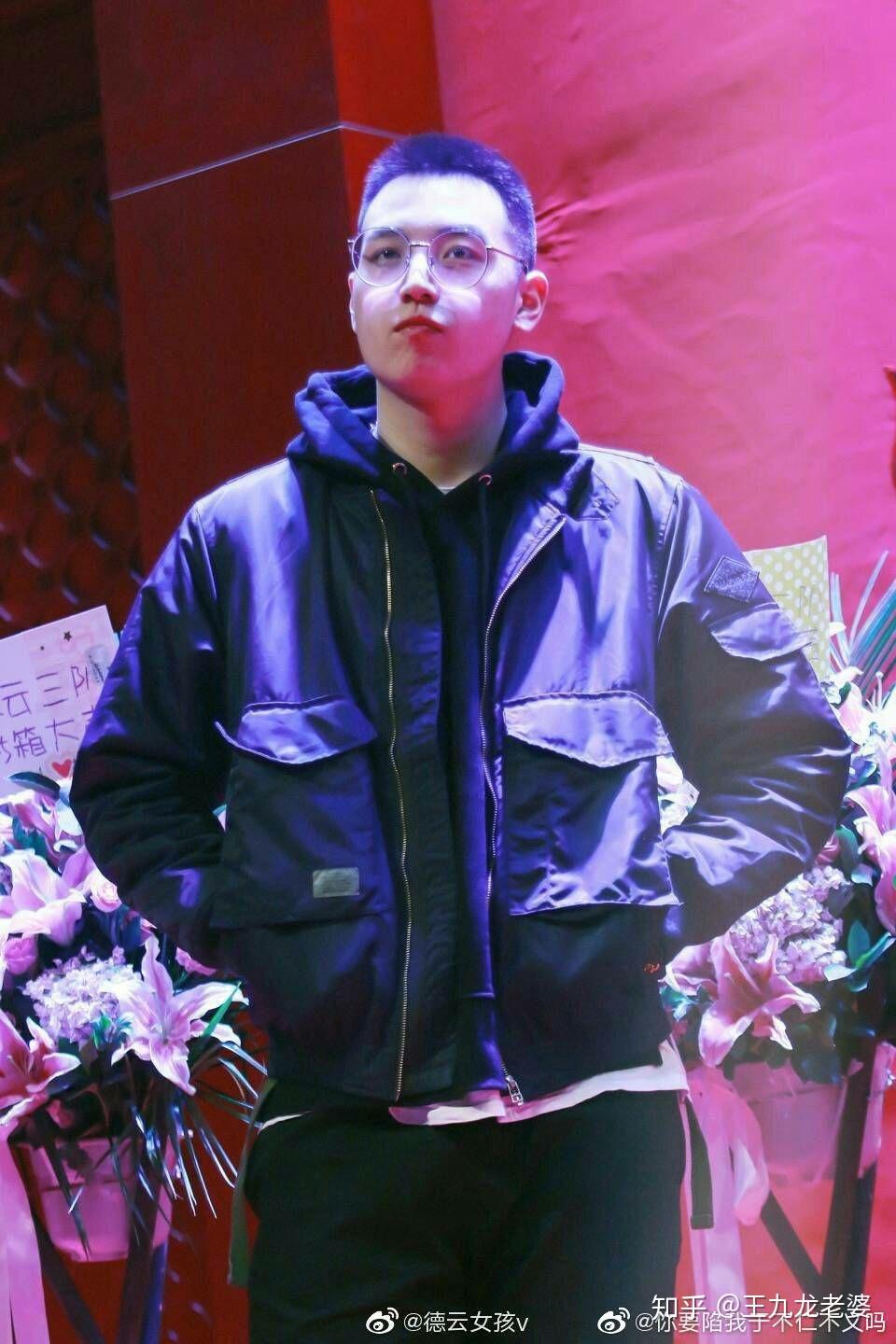 有没有龄龙的很好的图片推荐