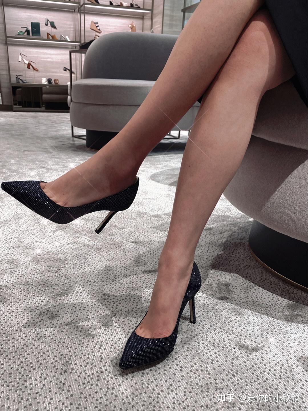 有好看的浅口露趾缝的高跟鞋推荐吗