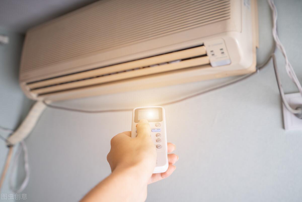 睡觉空调开多少度最合适(晚上睡觉空调温度开多少更佳)插图(1)