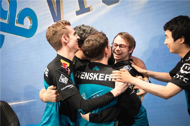 S8长毛专栏:小组赛第五日--以为上届冠军被淘