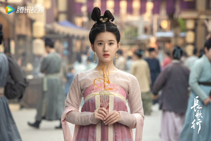 软萌爱哭没杀伤力 长歌行 李乐嫣单凭这一点 完胜李长歌 知乎