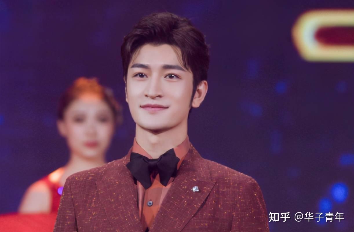 2023春晚主持官宣,老带新组合,王嘉宁从苏州台到春晚仅用四年 - 知乎