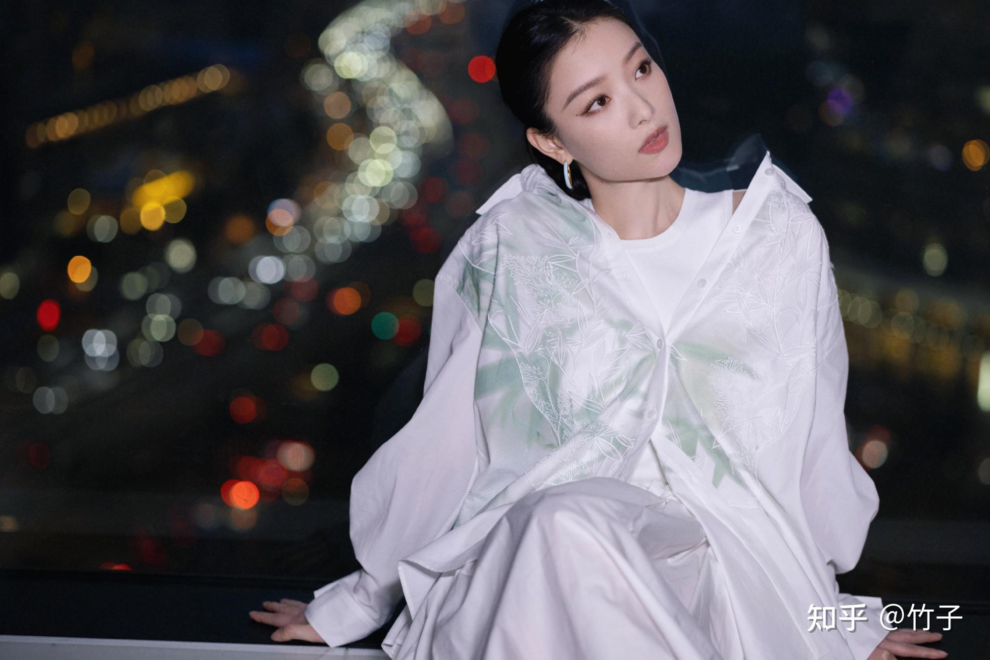 素雅又高级似青竹傲立倪妮果然气质绝佳 - 知乎