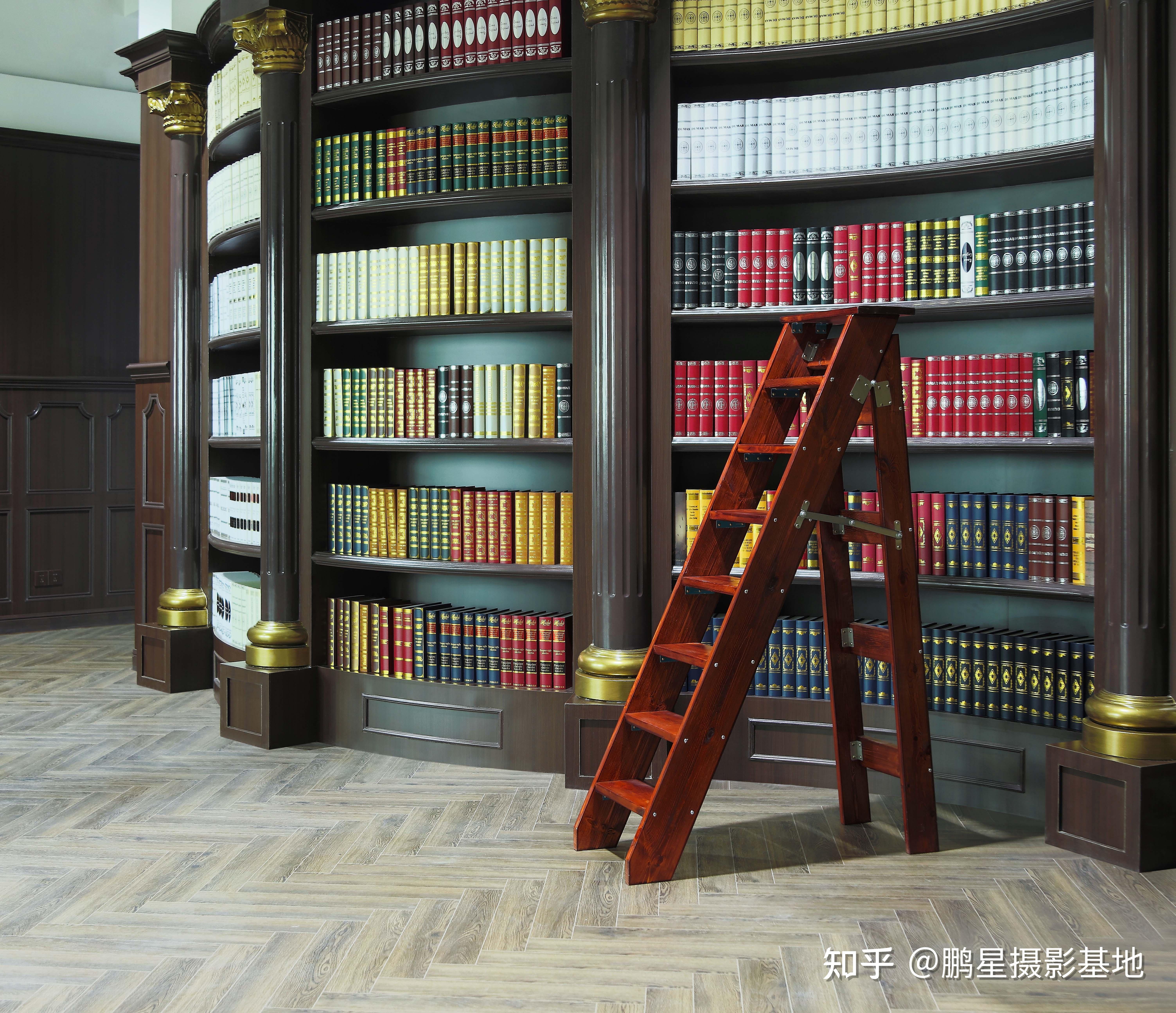 英式复古宫廷风,充斥着高贵典雅的书香气拍摄场景:英伦图书馆鹏星摄影