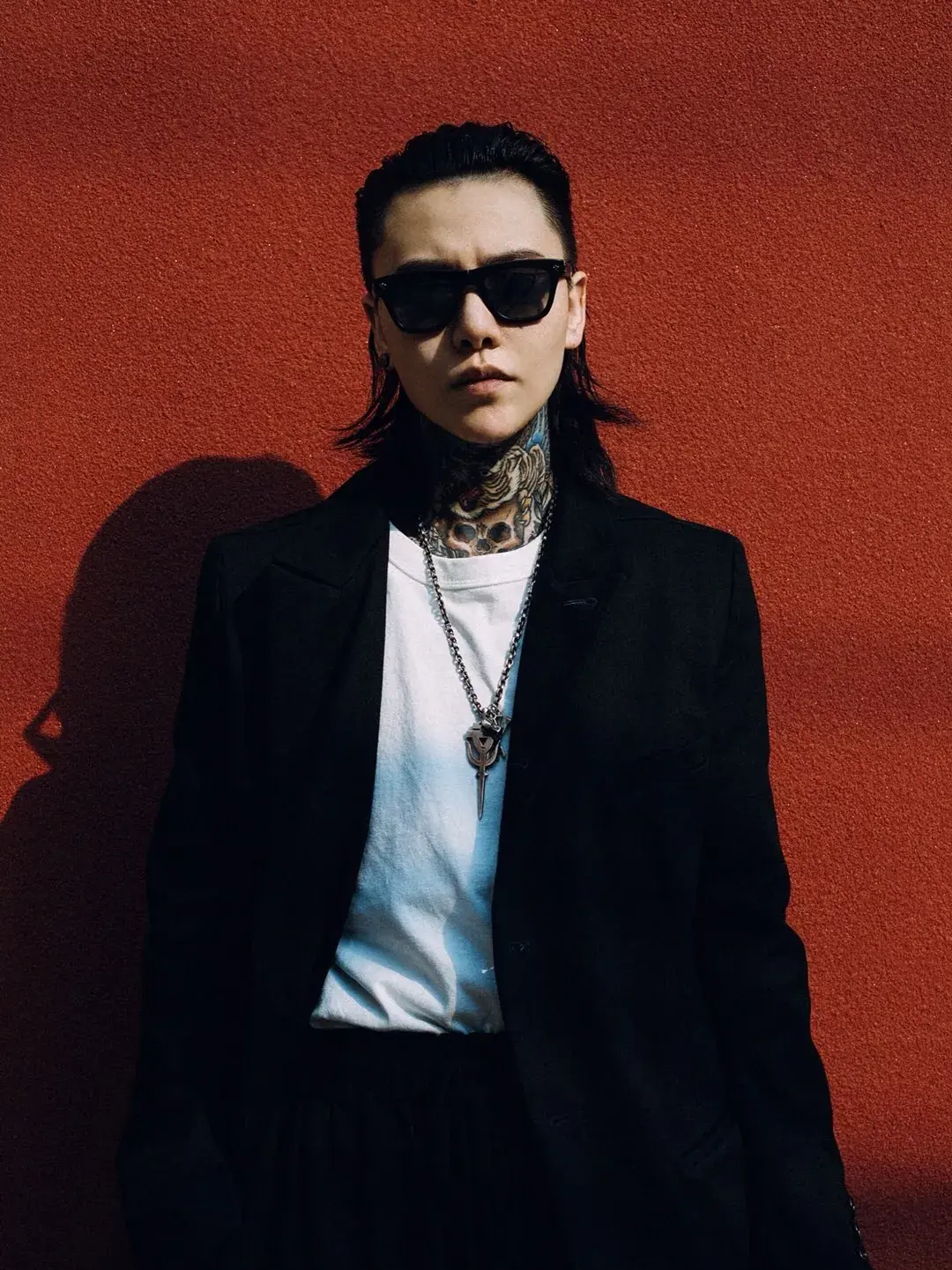 而完成了从艺人到纹身师的转变 "张米伽mika在北京