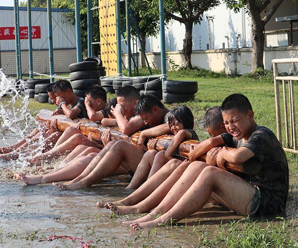 求推荐成都好一点的军事夏令营