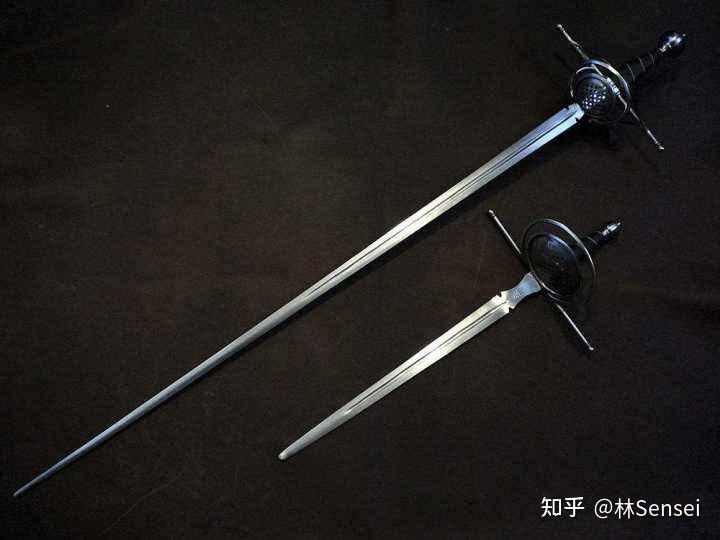 在实战中单手剑和双手剑那个强? - 知乎