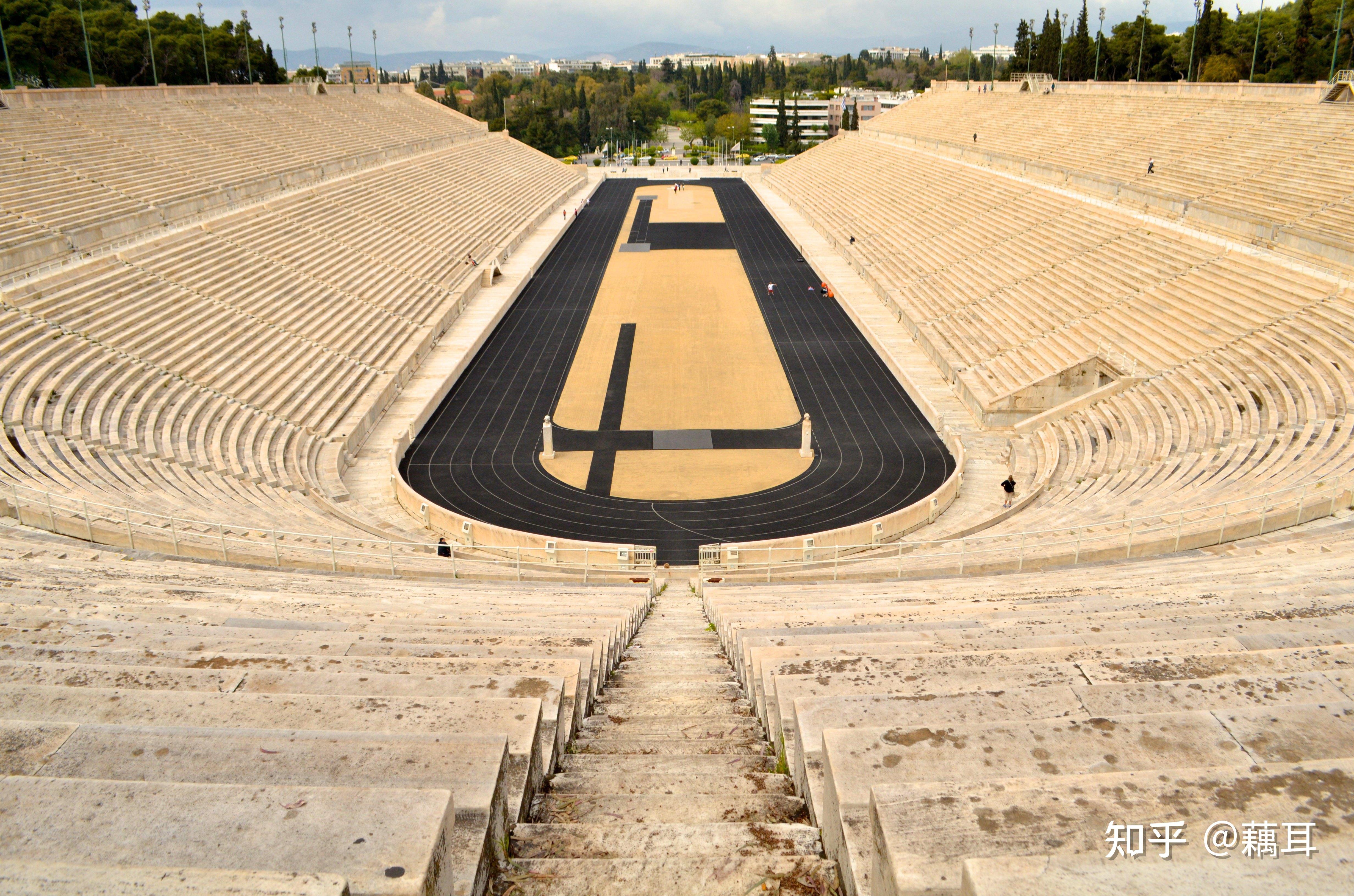 顺便说一下,英文体育场"stadium"一词就起源于古希腊赛跑.